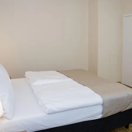 Limes Aparthotel 4*