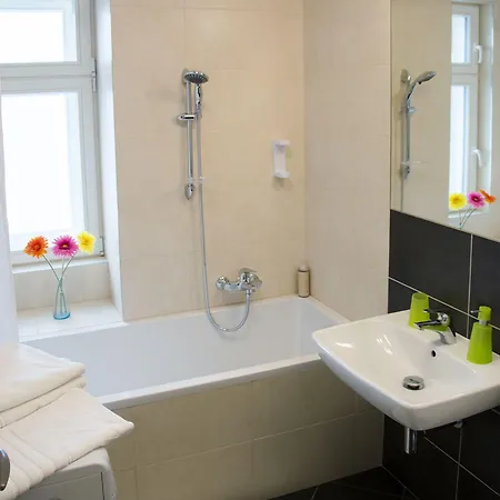 Aparthotel Limes 4*