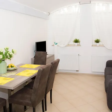 Limes Aparthotel 4*