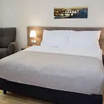 لايمز 4* براغ