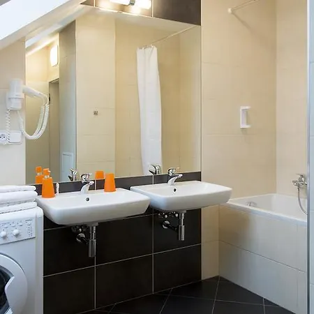 Limes Apartahotel 4*